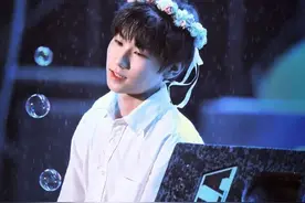 张真源也有着理科生的文学浪漫，体现在和巴蜀中学的双向奔赴图片