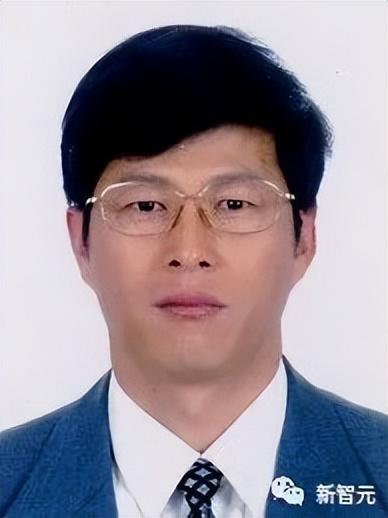 ȫ���׷�����־����������׫д�������ݷ����о���չ��