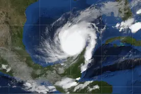 “米尔顿”超越“摩羯”成全球风王，云图看有多大图片