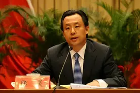 15位省部级履新图片