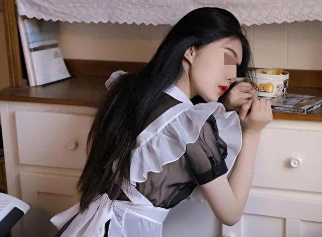 厨媛“上门服务”一次800元交易曝光，实则：炒菜是假服务是真