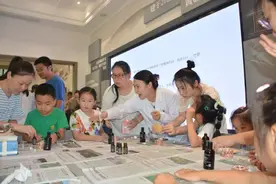 “八一”前夕，杨浦小囡亲手制作了一份惊喜礼物...图片