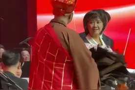 72岁朱琳拒绝唐僧鲜花？3分钟演绎惊人反转，网友震惊图片