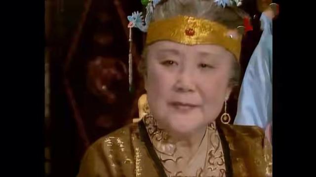 《红楼梦》中第一营销高手是谁?两次成功营销:拉赞助,成债主