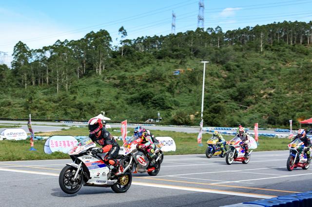 2022 伟业达 GP 粤港澳大湾区摩托车大赛：改装街车 2T 组