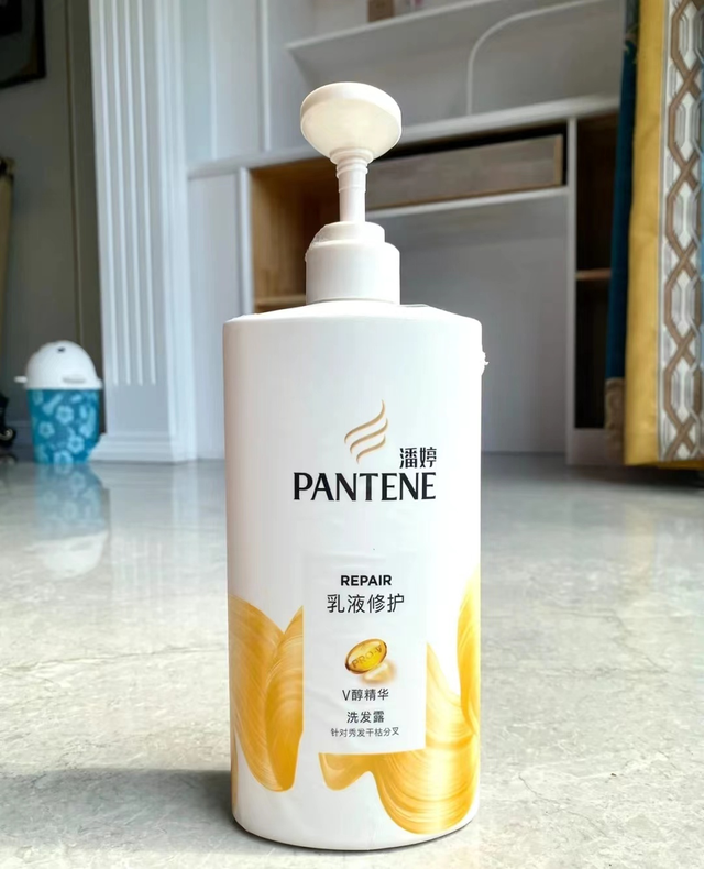 建议女人逛超市，见到这几款洗发水，别犹豫，虽价格不贵真心好用