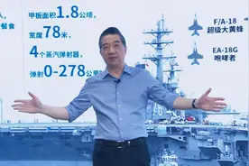 战忽局局座张召忠，做客电视台分析军事，凭“奇怪理论”走红网络图片