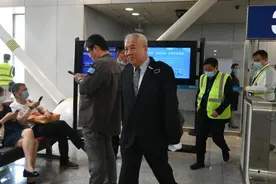 C919国产大飞机总设计师吴光辉：这是圆梦之旅，体验非常好！图片