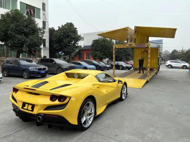 全屏超高清的超跑豪车壁纸 .欣赏一下 ！#创作灵感