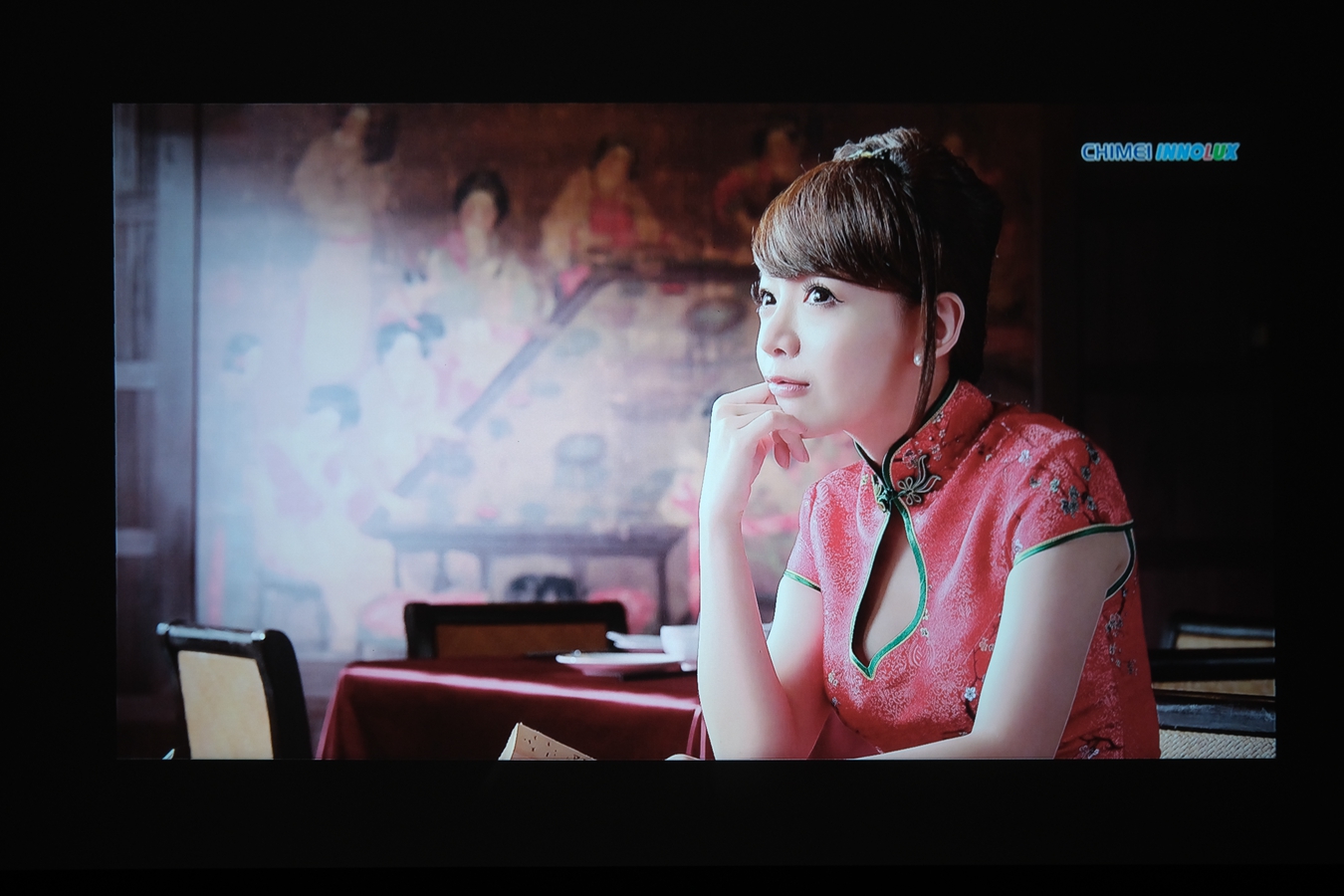 拒绝亮度虚标，还原真实色彩，光元素A1投影仪初体验