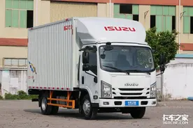 4JD2新发动机配6档箱！152马力江西五十铃翼放EM评测图片