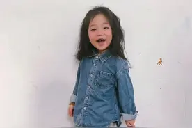 新乡“小小男子汉”留长发助患癌儿童 大河报联合阿里公益送上“特别奖”图片