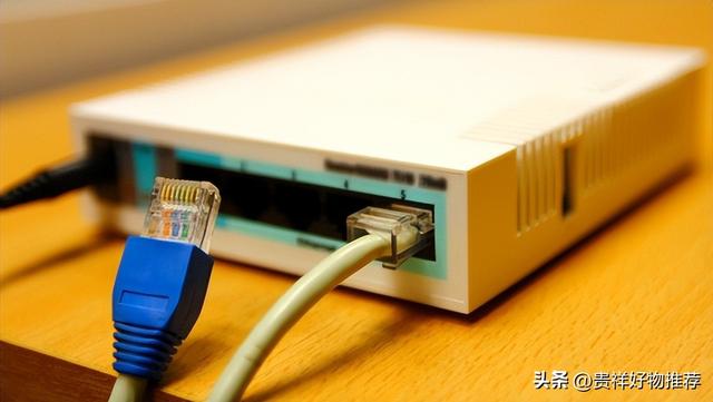 家庭装什么宽带最划算（家庭宽带100兆够用吗家庭宽带多少兆合适家庭装什么宽带最划算）