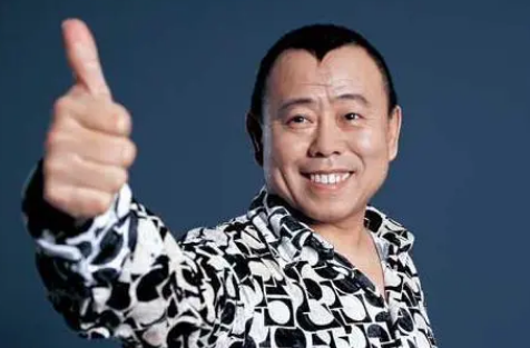 被传全家移民美国?66岁潘长江本人回应:我哪都不去!