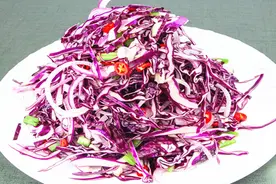 建议女人:宁不吃肉也要吃5种"花青素"多的食物，营养健康、显年轻图片