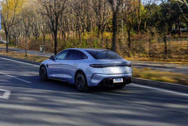 ���ǵϺ�����20.98�����ۣ�����Model 3��ǿ���֣���������