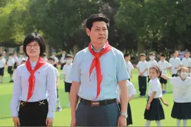 合肥市桂花园学校教育集团桂园校区一年级少先队入队仪式图片