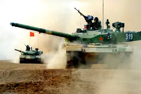 7000辆坦克，700架武直，10000门火炮，全球第一陆军浮出水面！图片