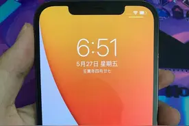 手机到底贴什么膜好？图片