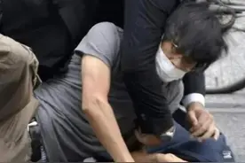 人到中年不能没有爱，尤其是男人图片