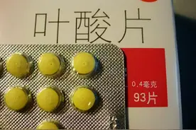 53岁男子每天坚持吃一片叶酸，半年后，身体会出现哪些变化？图片