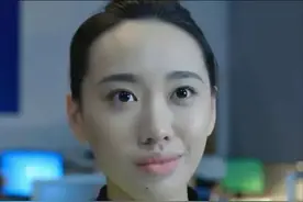 闫妮女儿当女主，张艺谋儿子毕业，都是星二代，一比较差距出来了图片