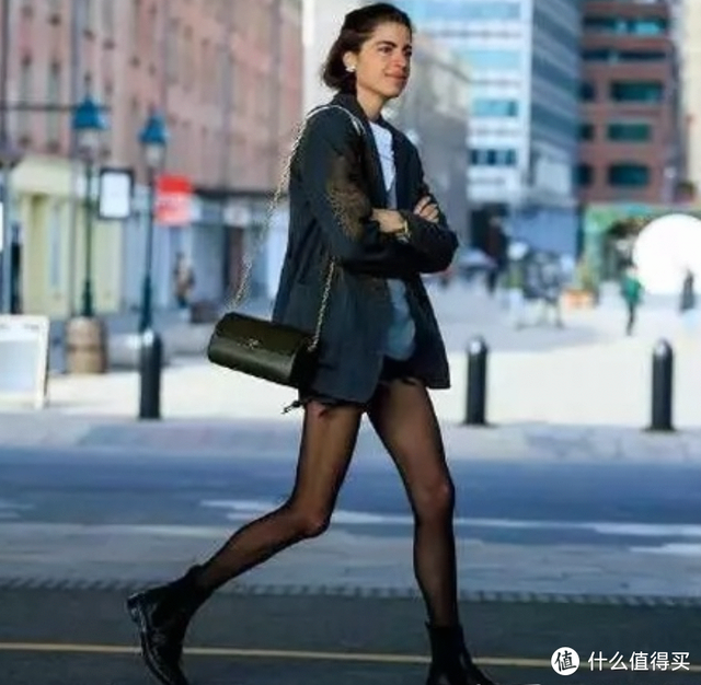 到底有多少人在乱穿黑丝？看过这些穿搭模板后，才知道恰如其分