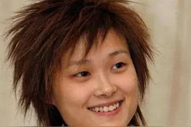 “无价之姐”李宇春：遭周杰伦嫌弃，被骂男女同体，却成时尚顶流图片