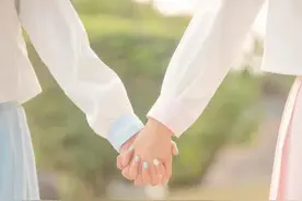 微小说｜妻子的闺蜜图片