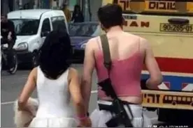 国外街头遇见一男一女，要不是我亲眼看到，谁说我也不信这是真的图片