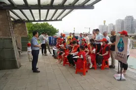 文明垂钓，一江碧水有“我”守护图片