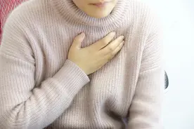 经常反酸、烧心怎么保养？做好5件事，控制好反流性食管炎图片