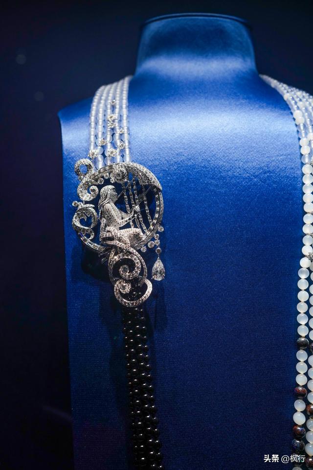 꾭䣬ʱű龭ѴչӭɫйϦ