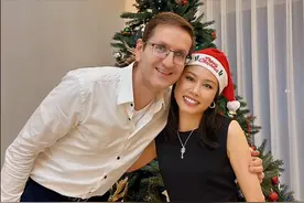 10年前，重庆大龄剩女远嫁荷兰机长，婚后坚决不生娃，现状如何？图片