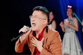 他叫姜涛，从泥土中成长起来的草根网红，如今拥有500万粉丝图片