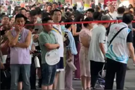 高考第三天，发现一个奇怪现象！其他省人山人海，广东却无一家长图片