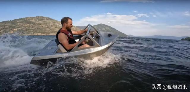 世界上最小的喷射艇，只有6英尺长