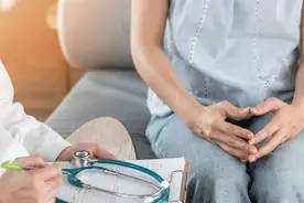 女性私处的润滑液是如何产生的？如何改善私处干燥？医生告诉你图片