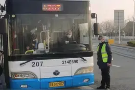 @武汉人！明起，207、326路公交将调整运行走向图片