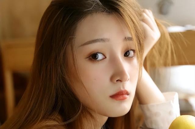 高情商聊天技巧大全,一问一答,和她聊不完