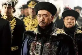 九门提督权利巨大，为何不怕他关上城门造反？其实皇帝早有提防图片