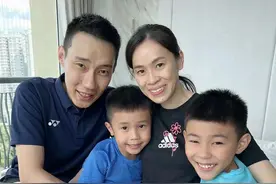 40岁李宗伟：花千万战胜癌症，骨瘦如柴，和娇妻迎来第三胎图片