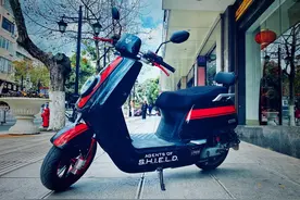 ​骑电动车发生意外，意外险到底能不能赔？怎么赔？能赔多少？图片