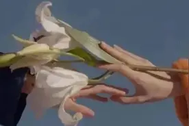 女生被搭讪，一定很开心吧？图片