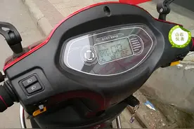 电动车半路没电怎么办？两个简单的应急方法，没电也能跑5~10公里图片