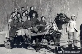 70年代女知青下乡旧照，最后一张颜值秒杀当今很多女明星图片
