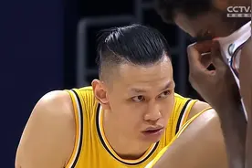 许钟豪拿到大合同后，目前更加刻苦训练，果然舆论就是动力图片