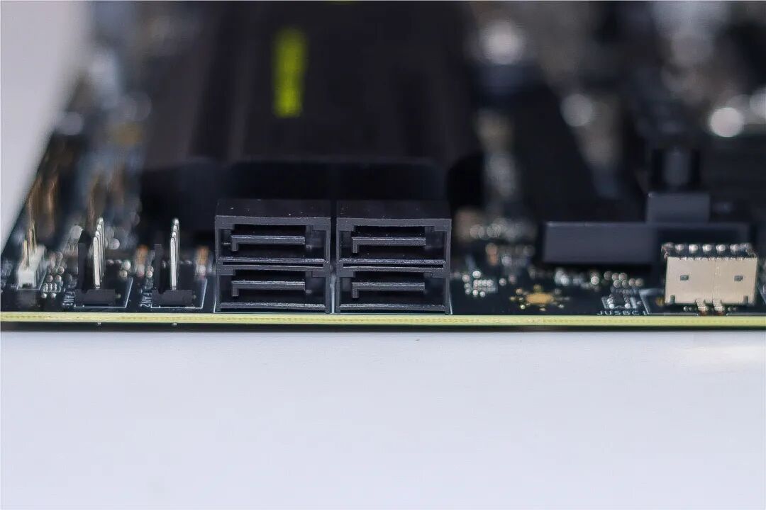 太香了!适合新手小白的微星B850M 迫击炮超频教程终于来了