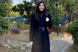 这是我见过最会穿的辣妈，简单基础款穿出优雅气质，照着穿不出错图片