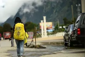 川藏线上，遇到“穷游女”搭车无人搭理？这些司机说出自己的经历图片